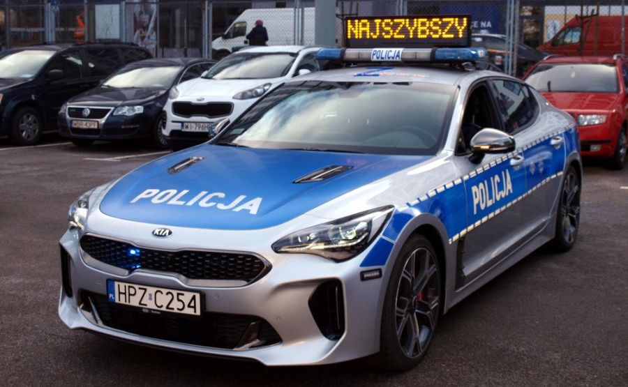 KIA Stinger GT 3.3l V6 na wyposażeniu policyjnej grupy SPEED