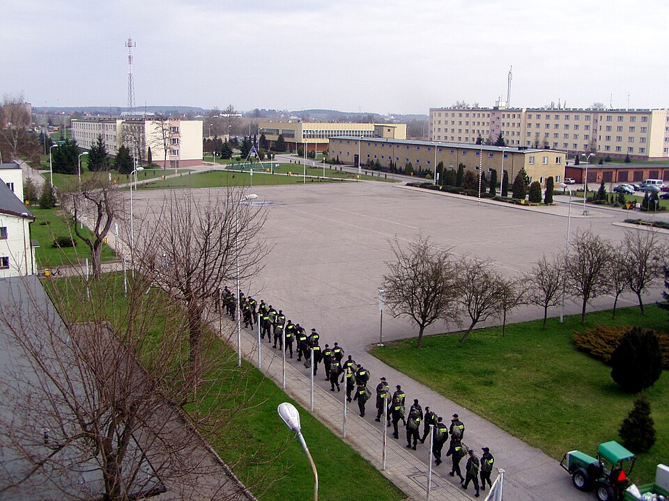 Wyższa Szkoła Policji w Szczytnie plac apelowy